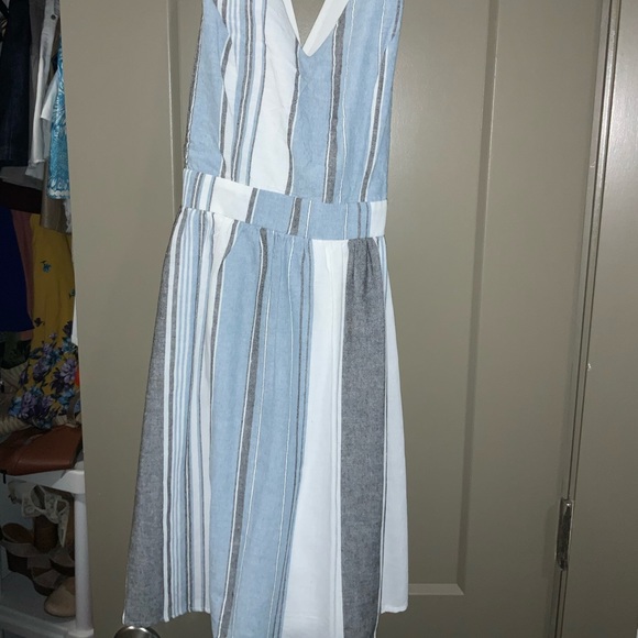 Altar’d state open back sundress - Picture 2 of 2